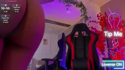 kiara kismet online show from 24, 3, 2026