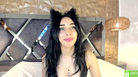 kiara_velvet__ online show from 10, 4, 2026