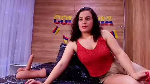 kiaralopez_ online show from 1, 7, 2026