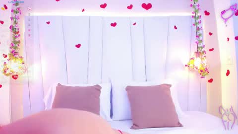 kiarha  online show from 12, 3, 2025