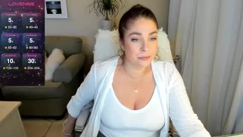 Kiera Reines online show from 24, 12, 2024