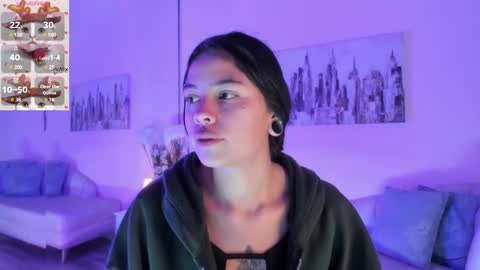 Snapshot of kiki_cams chatting on 5, 12, 2024 kIKI online show from 5, 12, 2024