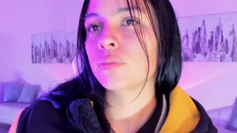 Snapshot of kiki_cams chatting on 8, 1, 2025 kIKI online show from 8, 1, 2025