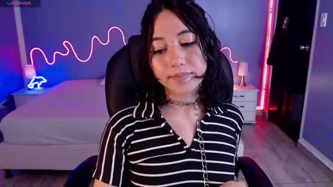 Snapshot of kiki_cams chatting on 24, 2, 2025 kIKI online show from 24, 2, 2025