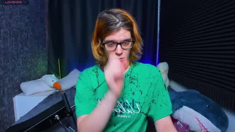 Kiki online show from 25, 2, 2025