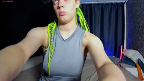 Kiki online show from 9, 10, 2025