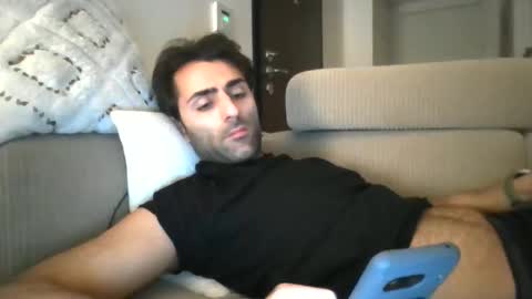 kikkus01 online show from 20, 2, 2025