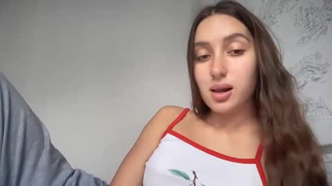 Snapshot of kikkymoore chatting on 30, 9, 2025 Kayli online show from 30, 9, 2025