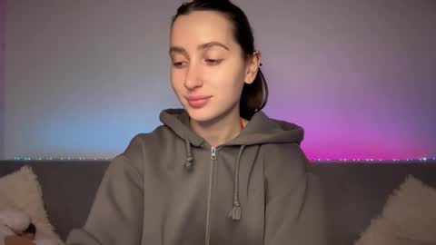 Snapshot of kikkymoore chatting on 2, 11, 2025 Kayli online show from 2, 11, 2025