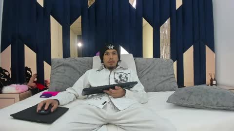 kikyoanddrey online show from 3, 5, 2026