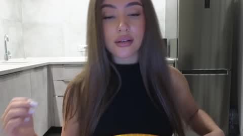 EvaAnna online show from 25, 2, 2025