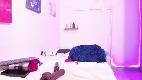 kim online show from 30, 1, 2025