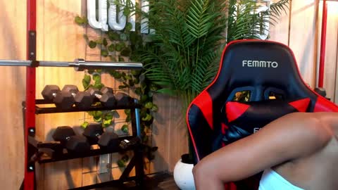 Kim online show from 2, 1, 2025