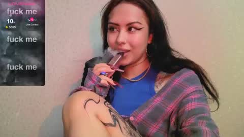 Snapshot of kim_brownie chatting on 23, 6, 2026 Kim online show from 23, 6, 2026