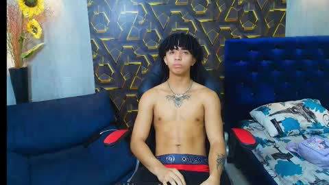 Snapshot of kim_curly_ chatting on 16, 4, 2026 KIM online show from 16, 4, 2026