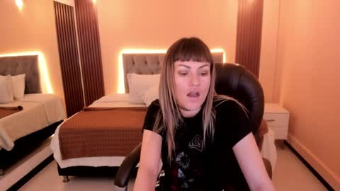 Kim Jeins666 online show from 20, 5, 2026