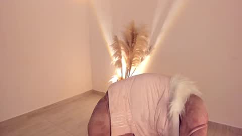 Kim Murphy online show from 5, 11, 2025