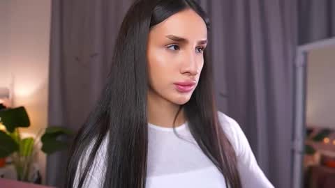 Kim Oberlin online show from 1, 11, 2025