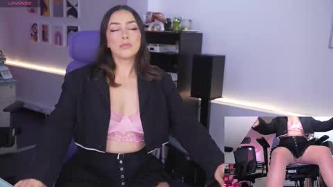 Kimberly 1200-1900 GMT-5 online show from 24, 2, 2026