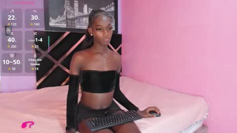 Snapshot of kimberly_ebonny chatting on 19, 12, 2025 kimberly_ebonny online show from 19, 12, 2025