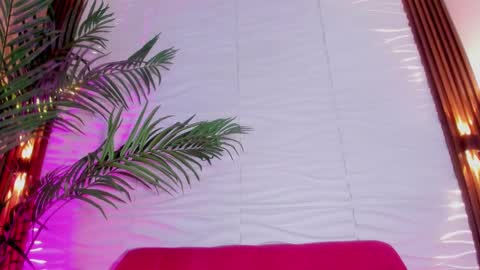 kimberly gonzalez online show from 19, 9, 2025