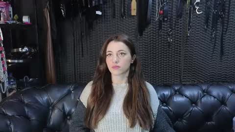  KIMBERLY SWAN  online show from 21, 9, 2025