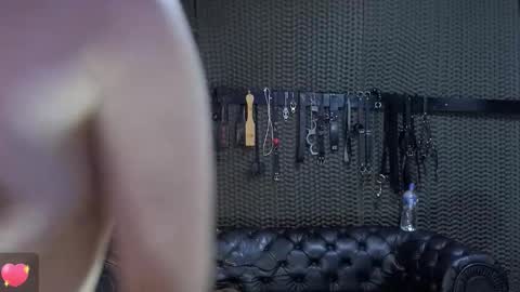  KIMBERLY SWAN  online show from 16, 10, 2025