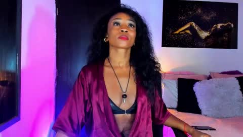 Kimberly Banks online show from 26, 1, 2025