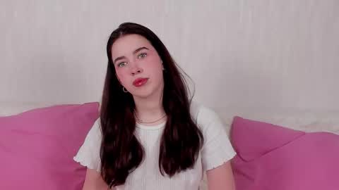 KimberlyBond online show from 15, 12, 2025