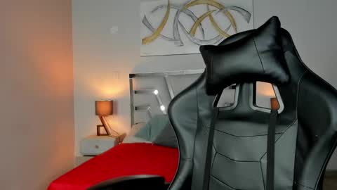 Snapshot of kimberlycoxxx chatting on 24, 12, 2024 kimberly online show from 24, 12, 2024