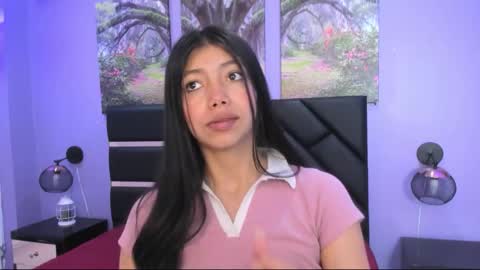 Kimberly Villalobos online show from 24, 9, 2025