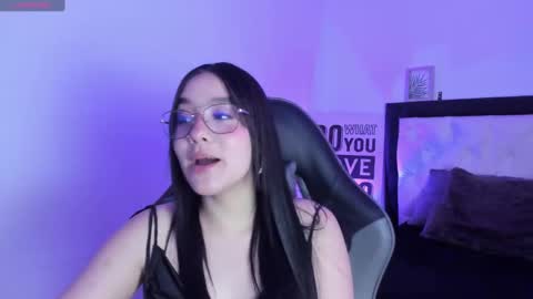 Snapshot of kimgarcez chatting on 9, 9, 2025 kimgarcez online show from 9, 9, 2025