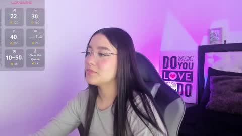 Snapshot of kimgarcez chatting on 13, 9, 2025 kimgarcez online show from 13, 9, 2025