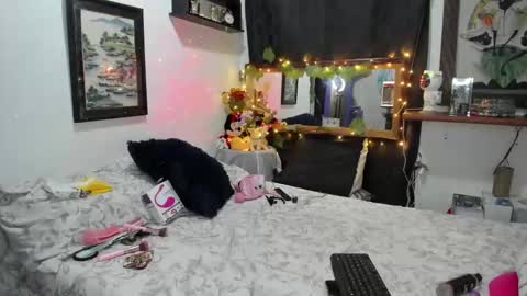 alejagodoy99 online show from 26, 2, 2025