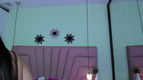 kimluna1 online show from 15, 3, 2026