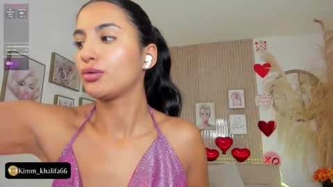 Kim  online show from 22, 2, 2025