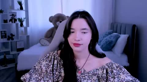 Snapshot of kimm_wong chatting on 19, 5, 2026 kimm wong online show from 19, 5, 2026