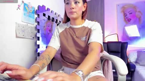 Snapshot of kimmberly_saenz_ chatting on 3, 2, 2026 kimmberly_saenz_ online show from 3, 2, 2026