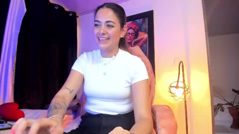 kimmberly_saenz_ online show from 11, 7, 2026