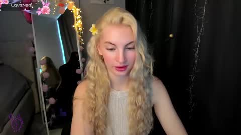 kimmy1_powell online show from 14, 4, 2026