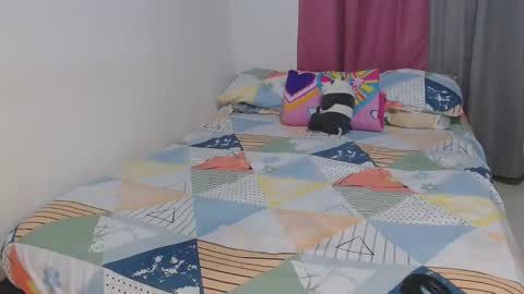 kimmy94192 online show from 23, 1, 2025