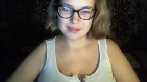 Snapshot of kindsweet chatting on 21, 1, 2025 kindsweet online show from 21, 1, 2025