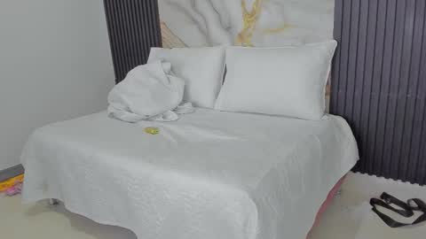 Snapshot of king_lovely_horny chatting on 8, 10, 2025 KING online show from 8, 10, 2025