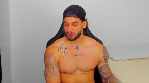 king_of_kings__ online show from 30, 7, 2026