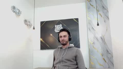 Snapshot of kingoftemptation chatting on 15, 4, 2026 KING online show from 15, 4, 2026