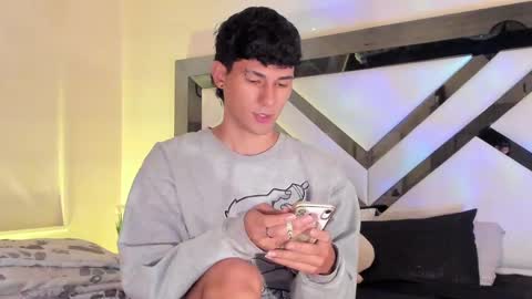  A L E X  online show from 13, 2, 2025