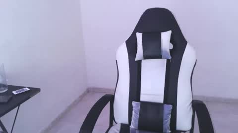 DOMINANT ALPHA KINGS online show from 22, 3, 2026