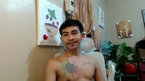 Snapshot of kingscock18 chatting on 28, 10, 2025 ALVIN online show from 28, 10, 2025