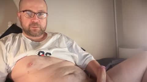 Snapshot of kingsizetease chatting on 10, 7, 2026 kingsizetease online show from 10, 7, 2026