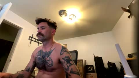 Snapshot of kingxhelm chatting on 21, 6, 2026 kingxhelm online show from 21, 6, 2026